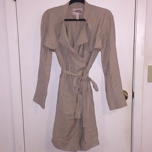 Light weight trench coat
